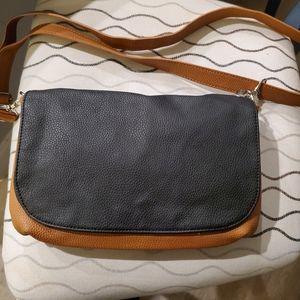 Pair of thirty-one Studio Bags